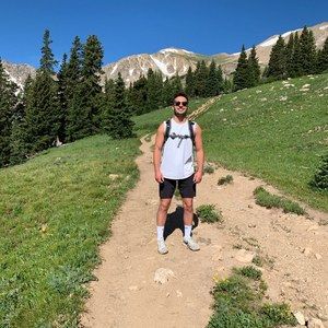 Meet your Posher, Jonathan